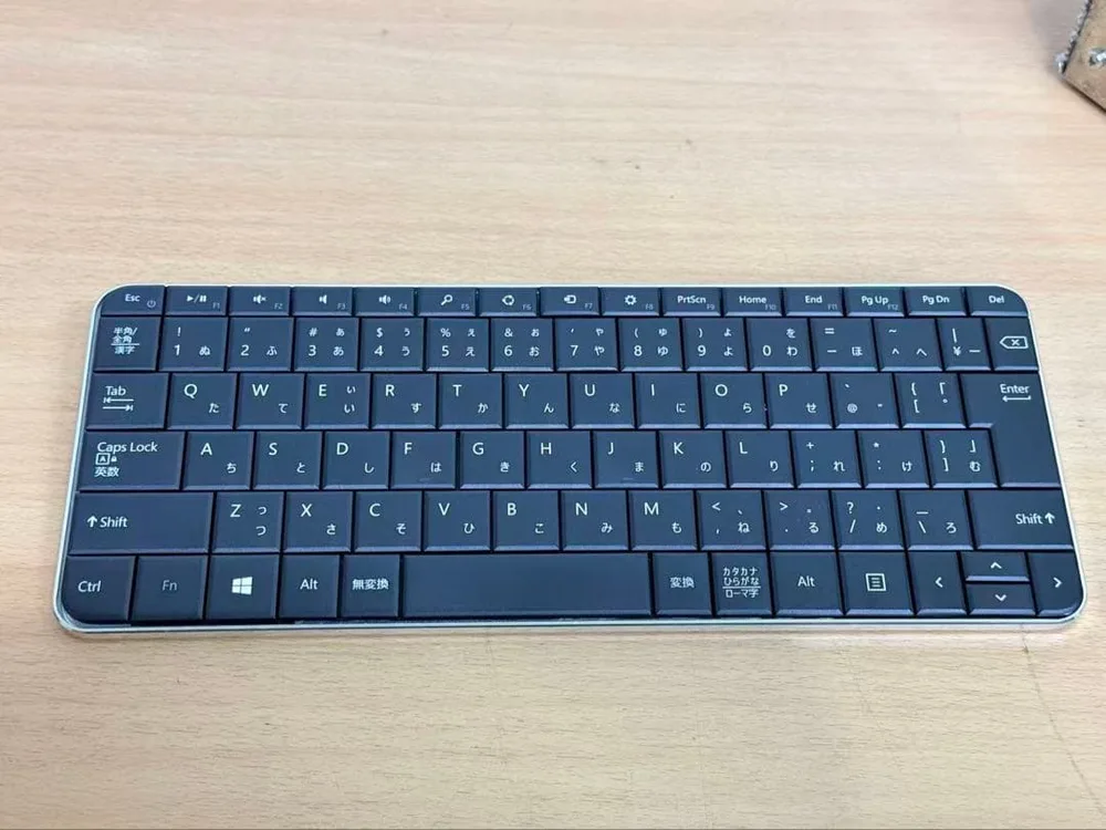 Microsoft Bluetooth キーボード KT-1120 本体