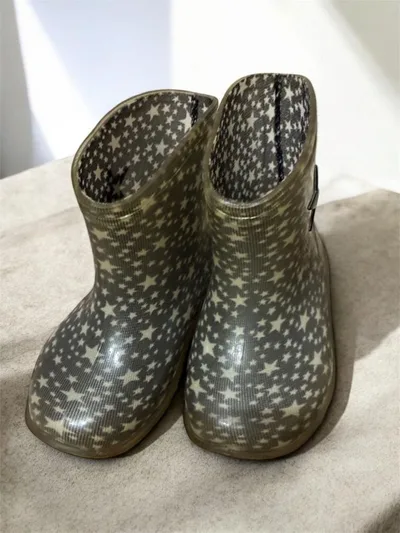 agnes b. キッズ レインブーツ 星柄 13㎝ EE