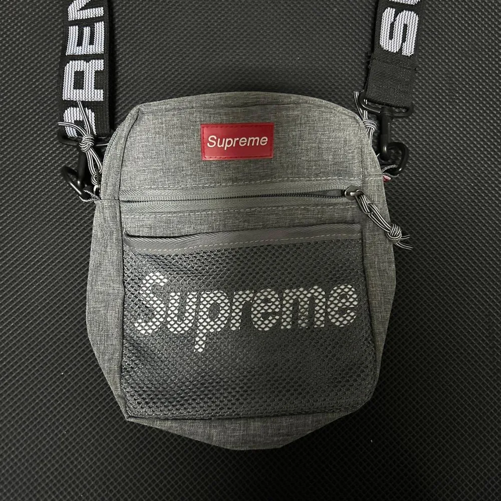 Supreme ショルダーバッグ ブラック