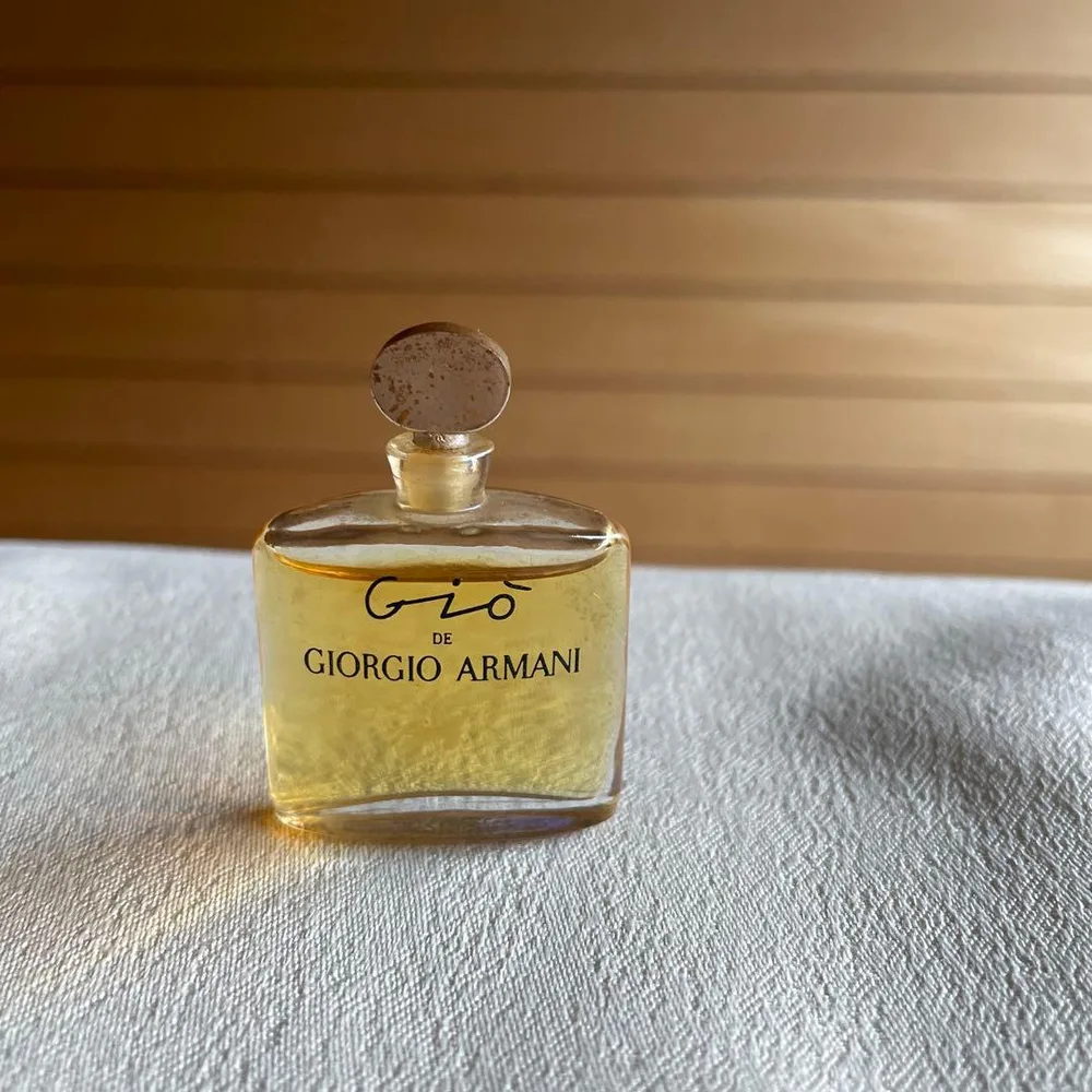GIORGIO ARMANI GIO ミニ香水 5ml