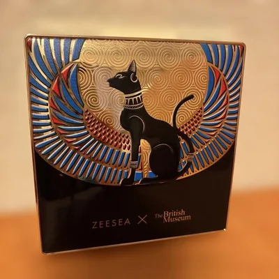 ZEESEA 大英博物館 アイシャドウパレット 01