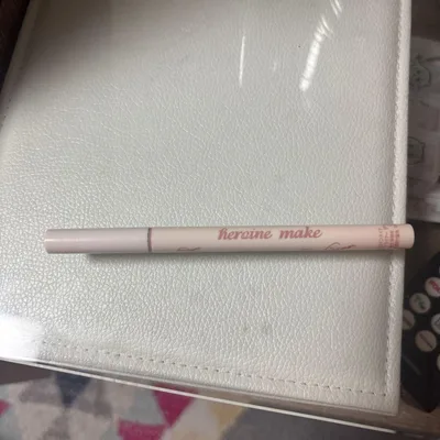 heroine make リキッドアイライナー