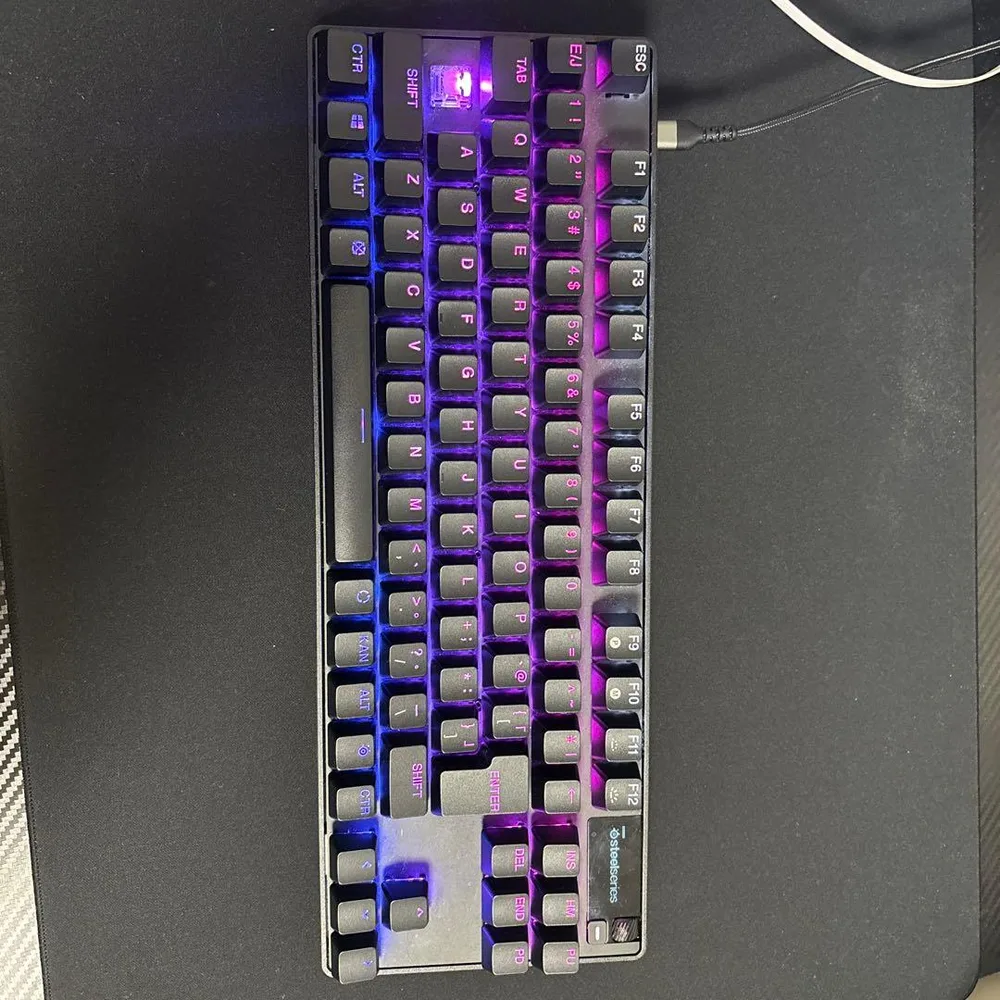 SteelSeries APEX PRO TKL ゲーミングキーボード