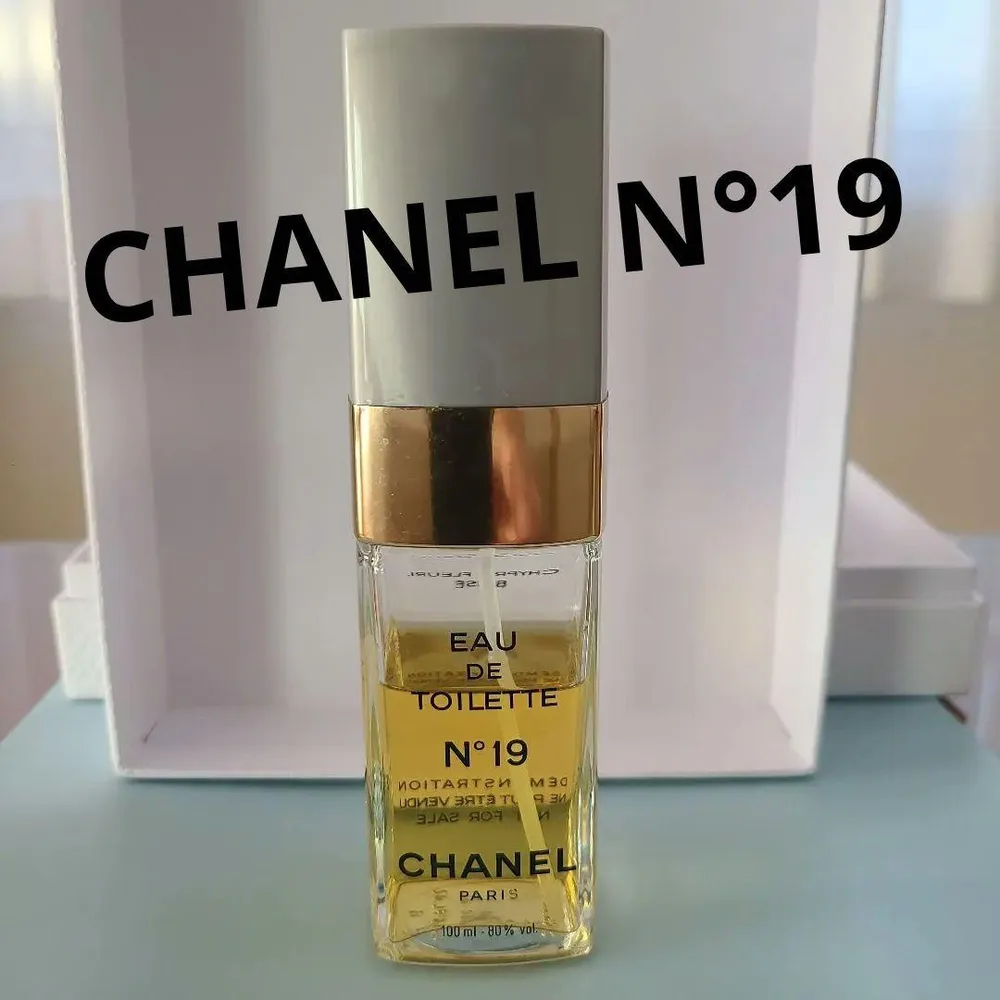 CHANEL N°19 オードトワレ 100ml 香水 残量6~7割