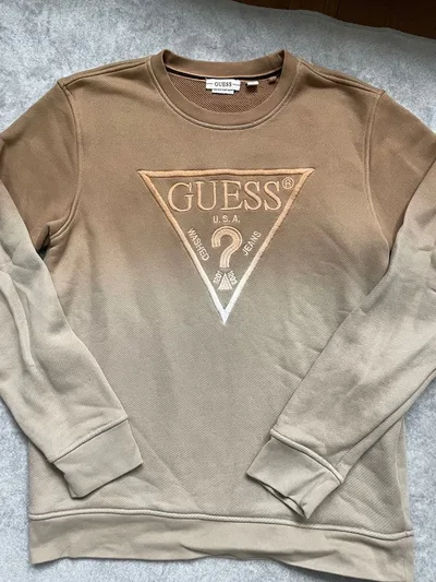 GUESS メンズ スウェット ベージュ M