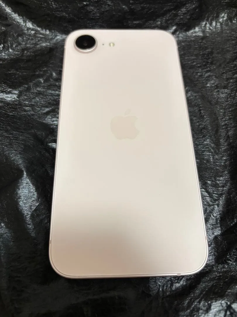 美品✨ iPhone 17e ピンク 本体 SIMフリー 256GB