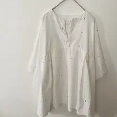 かぐれ ドット刺しゅうワイドプルオーバー ゆったり Vネック シンプル