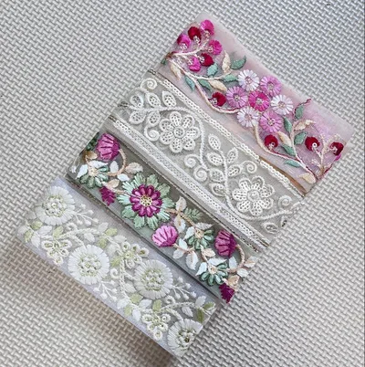 「特別価格」インド刺繍リボン50cm×4 本セット