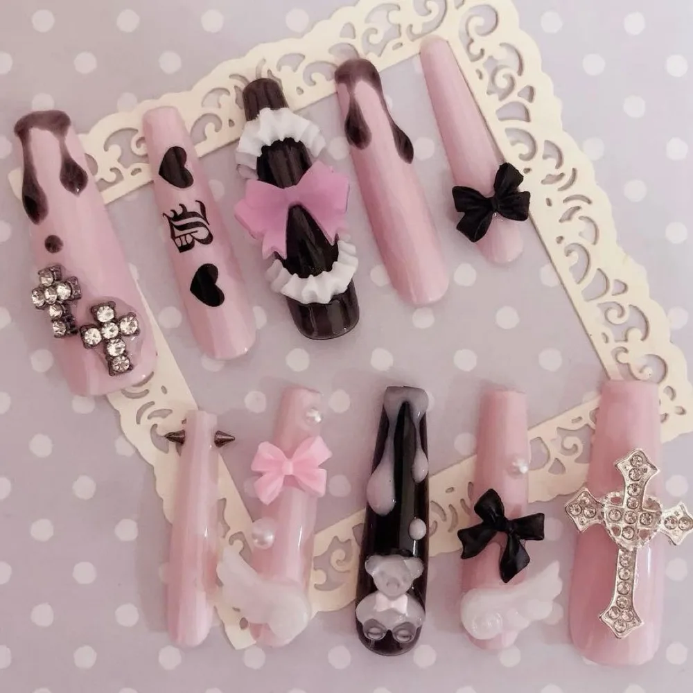 ❤︎現品❤︎ネイルチップ 地雷系 量産型 魔法少女 メイド