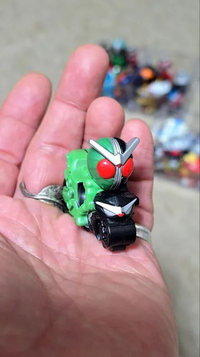 ミニフィギュア ライダーとバイク