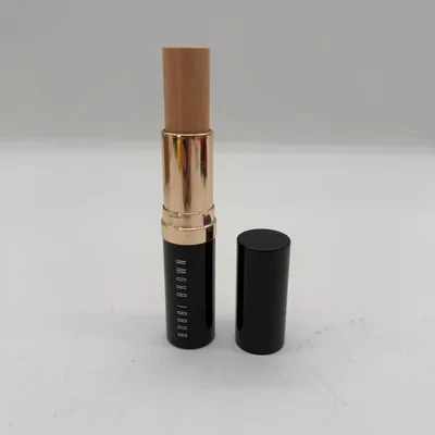 BOBBI BROWN スキン ファンデーション スティック 0 ポーセリン