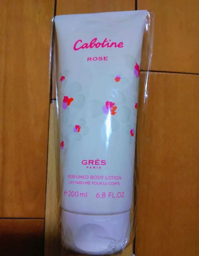 再々値下げ☆GRES Cabotine ROSE ボディローション♡
