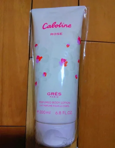 再々値下げ☆GRES Cabotine ROSE ボディローション♡