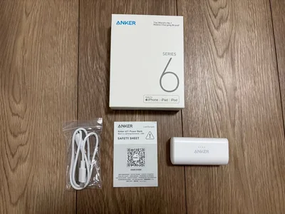 Anker 621 Power Bank Lightning端子一体型
