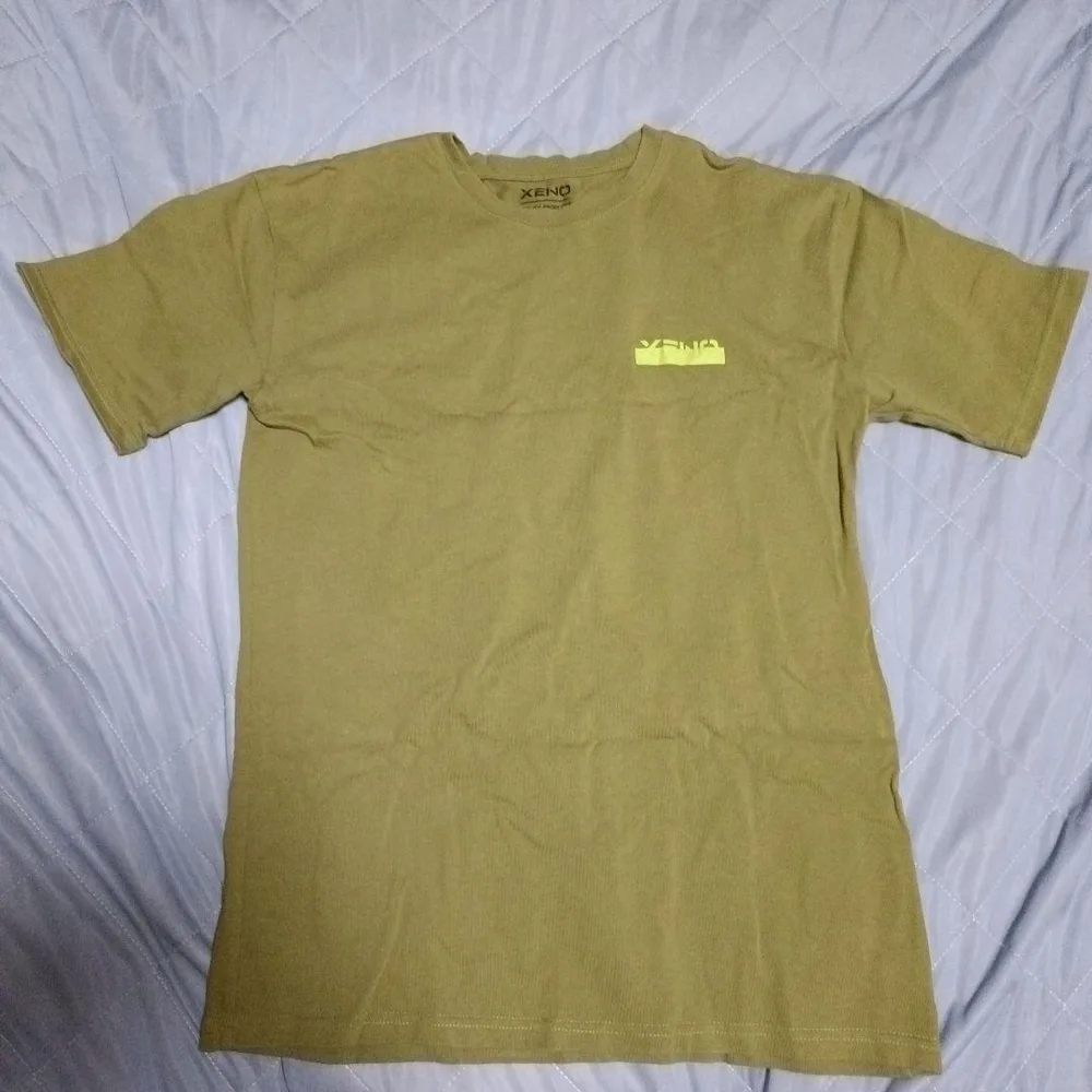 XENO Tシャツ カーキ