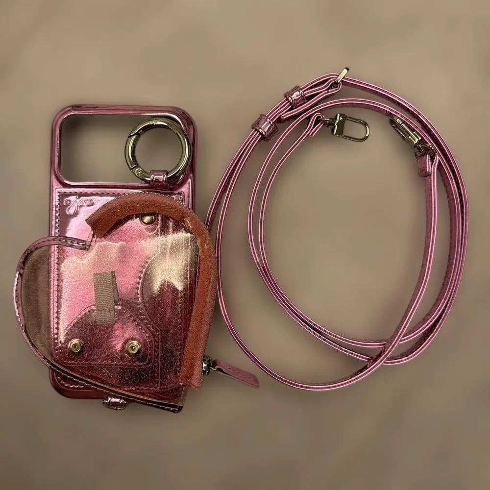 【美品】ajew ハート iPhone17ProMax ケース ピンク