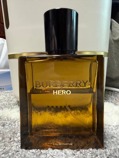 BURBERRY HERO オードパルファム 100ml