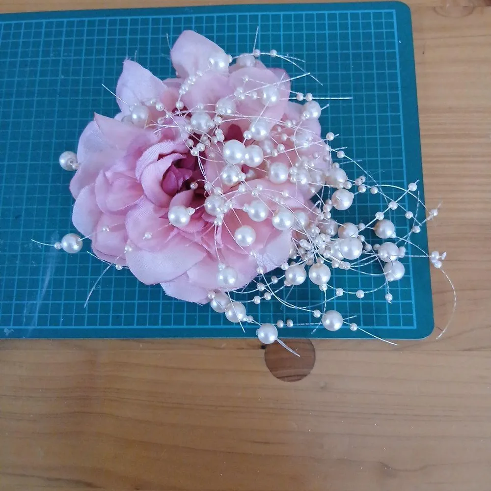 結婚式 前撮り 新品 ハンドメイド コサージュ 髪飾り 造花 パール装飾