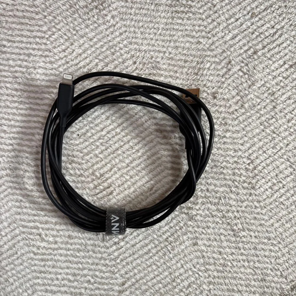 ANKER USB-A to Lightning 充電ケーブル 1.8m