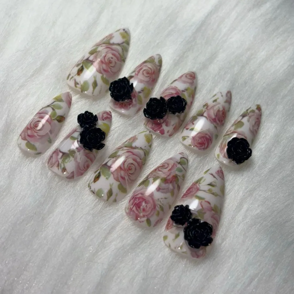 【現品】ネイルチップ ガーリー アンティーク ローズ 薔薇 量産型