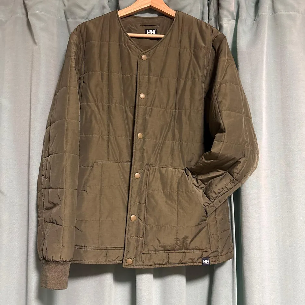 HELLY HANSEN キルティングジャケット カーキ
