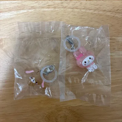 未開封品・2点セット サンリオキャラクターズ ゆるっとめじるしアクセサリー