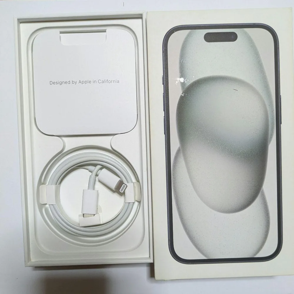 iphone15の空箱USB-Cケーブル付き