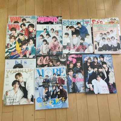 ขายปกนิตยสาร Naniwa Danshi จำนวนมาก