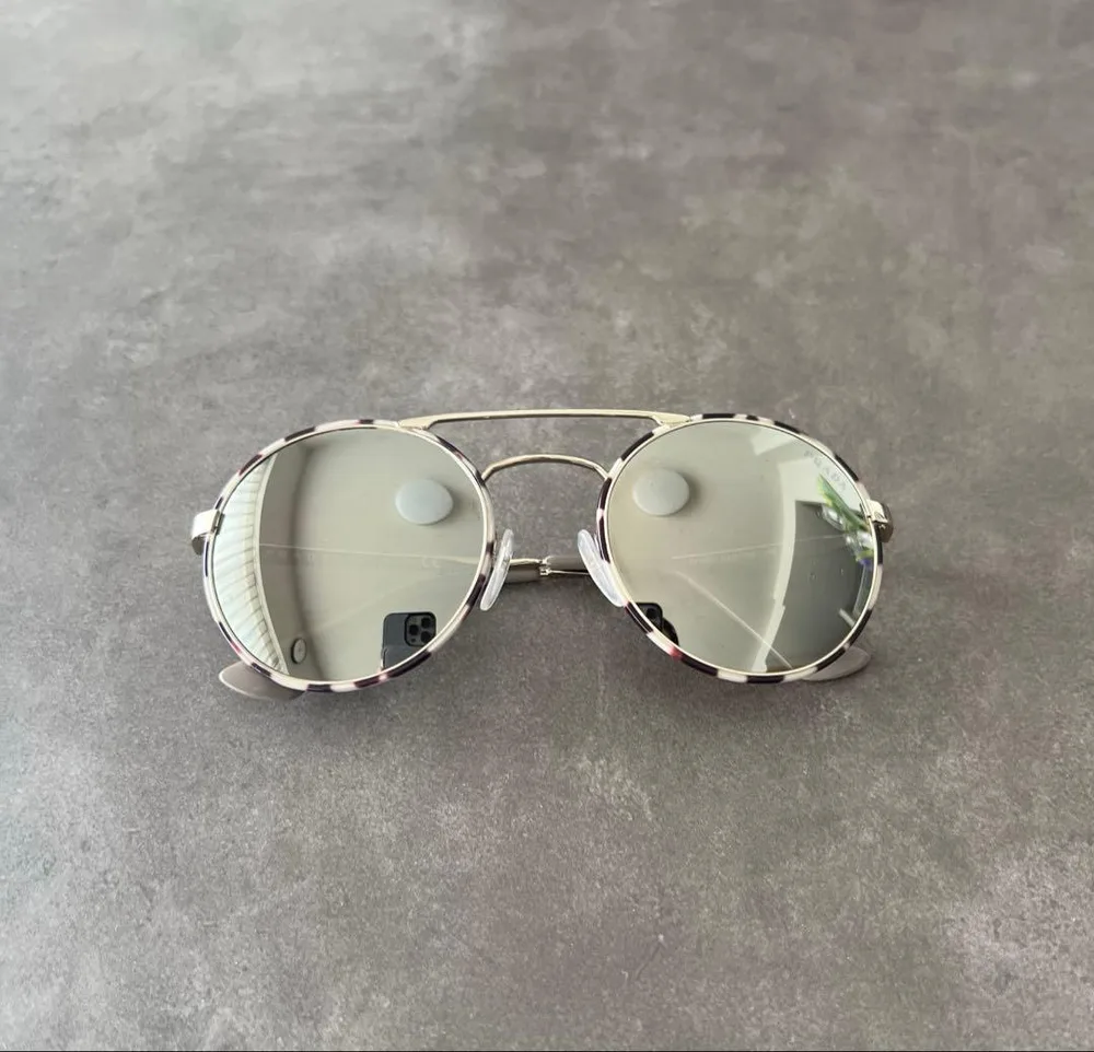 PRADA プラダ サングラス