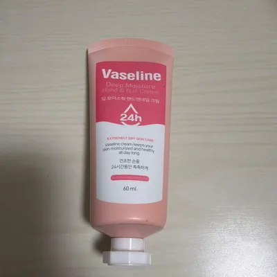Vaseline Deep Moisture ハンド&ネイルクリーム