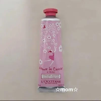 【新品・未使用】L'OCCITANE チェリー リボン ハンドクリーム 30m