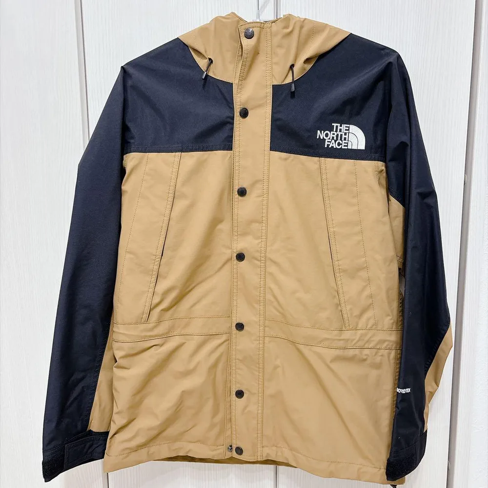 THE NORTH FACE マウンテンライトジャケット