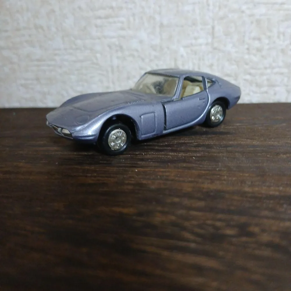 トミカ 黒箱 日本製トヨタ 2000GT
