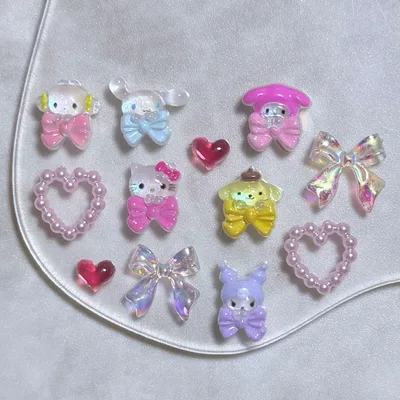 【 新品 】大人気❣️ サンリオ キティ クロミ シナモン プリン ネイルパーツ