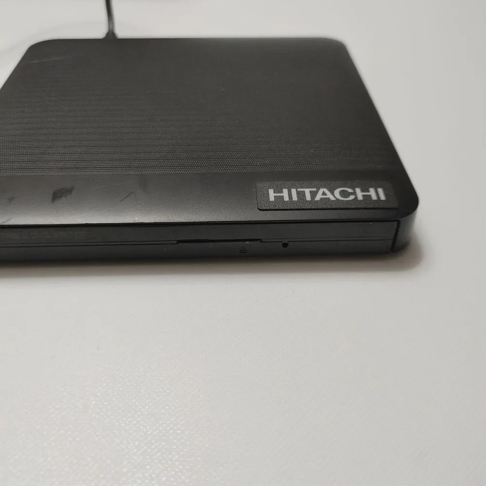 HITACHI / LG ポータブル外付けDVDドライブ