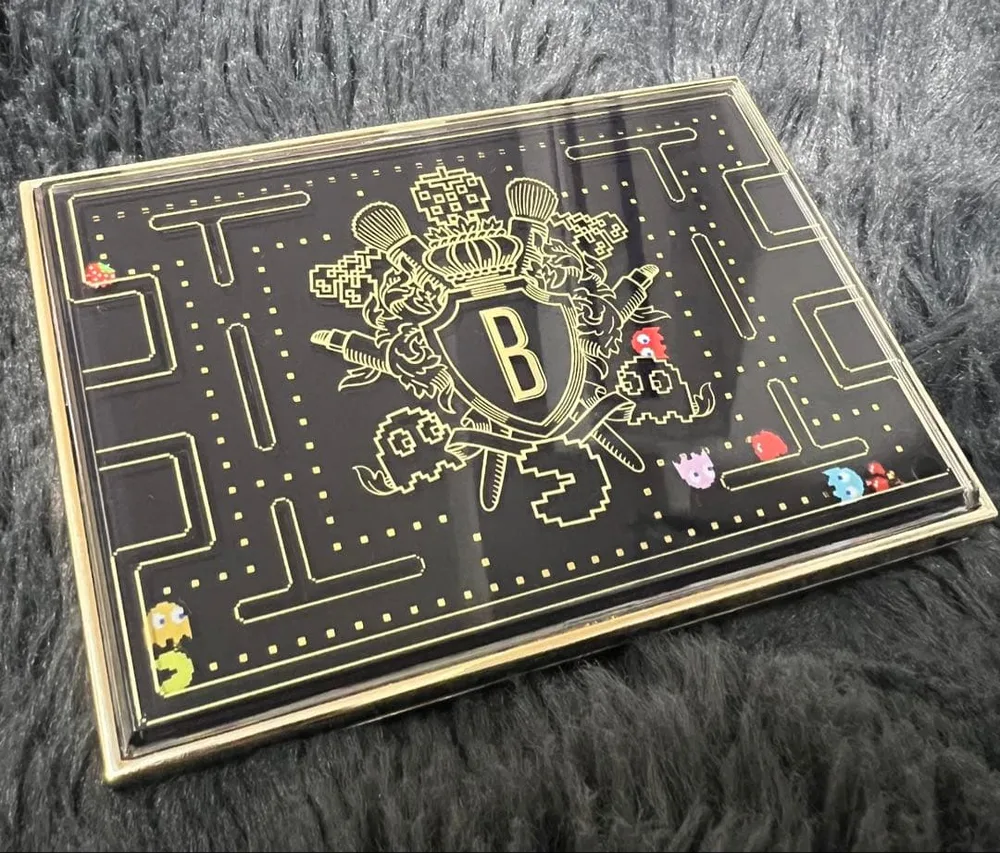 BOBBI BROWN パックマン パワー プレイ アイ パレット