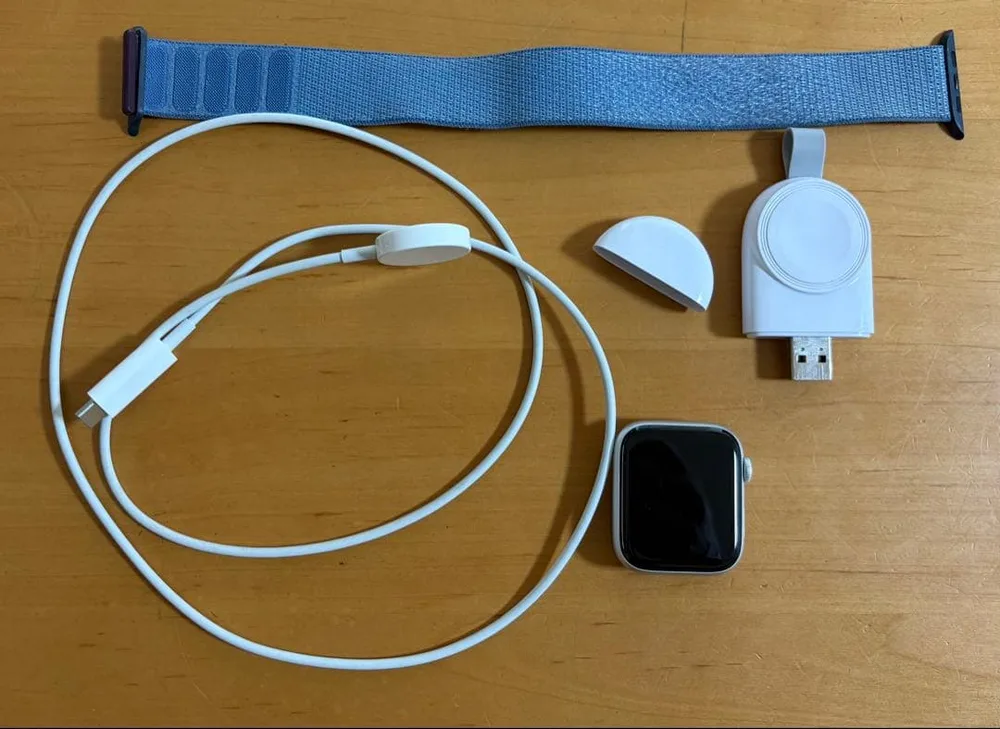 【ジャンク品】Apple Watch 本体 ブルーバンド付き