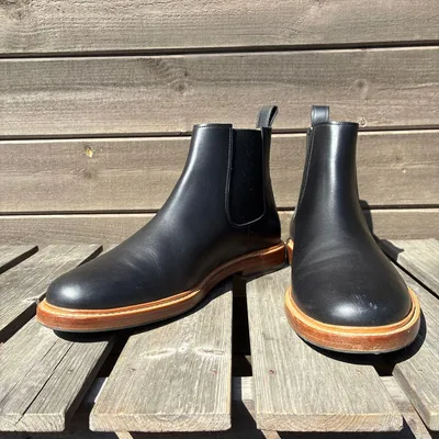 A.P.C. サイドゴアブーツ ブラック レザー