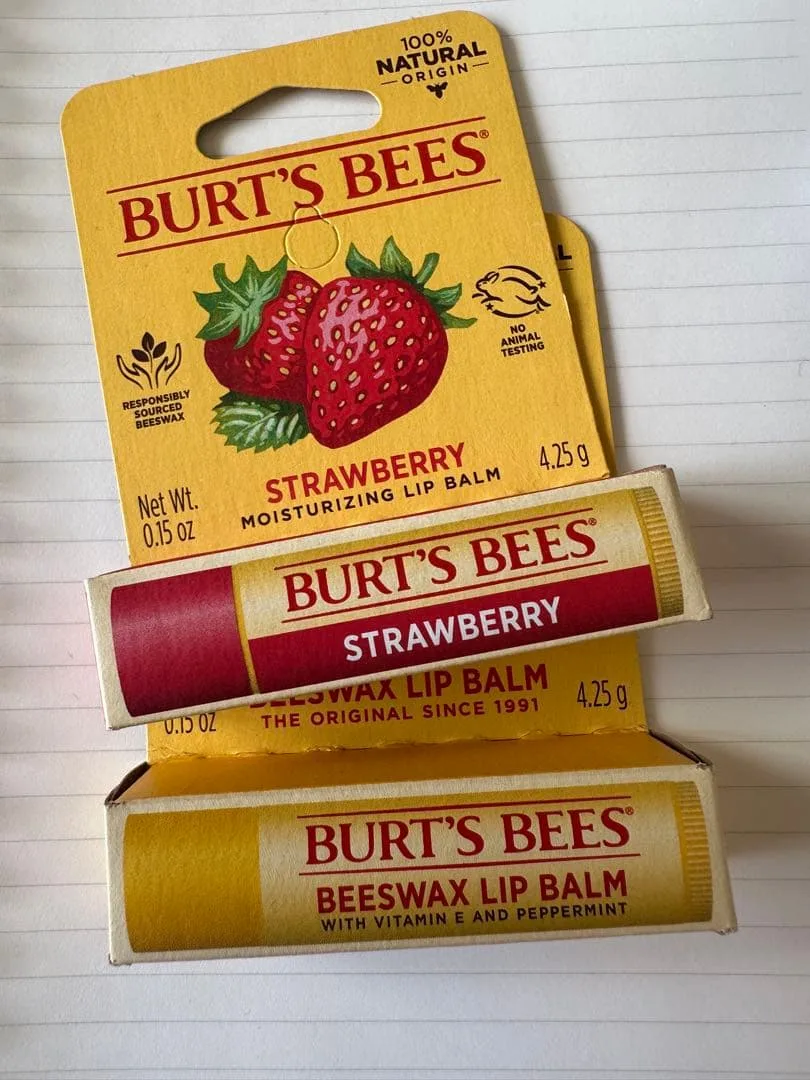 BURT'S BEES リップバーム ストロベリー 2本セット