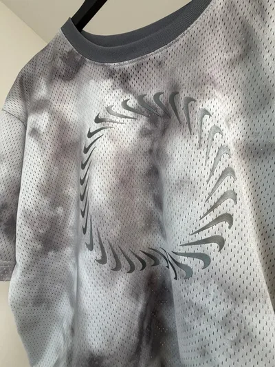 NIKE 半袖 メッシュ Tシャツ タイダイ柄