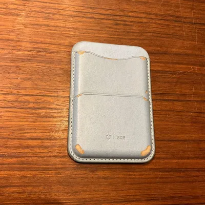 iFace MagSynq ペールブルー カードウォレット