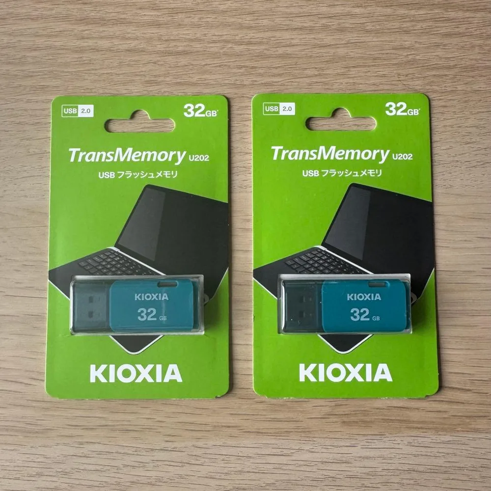 KIOXIA TransMemory U202 32GB USBメモリ 2個