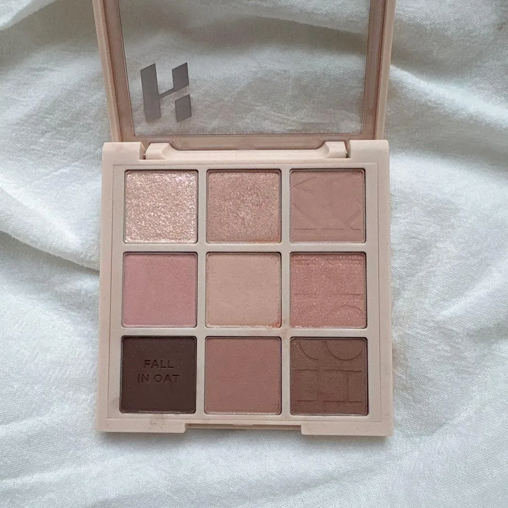 HOLIKA HOLIKA アイパレット FALL IN OAT