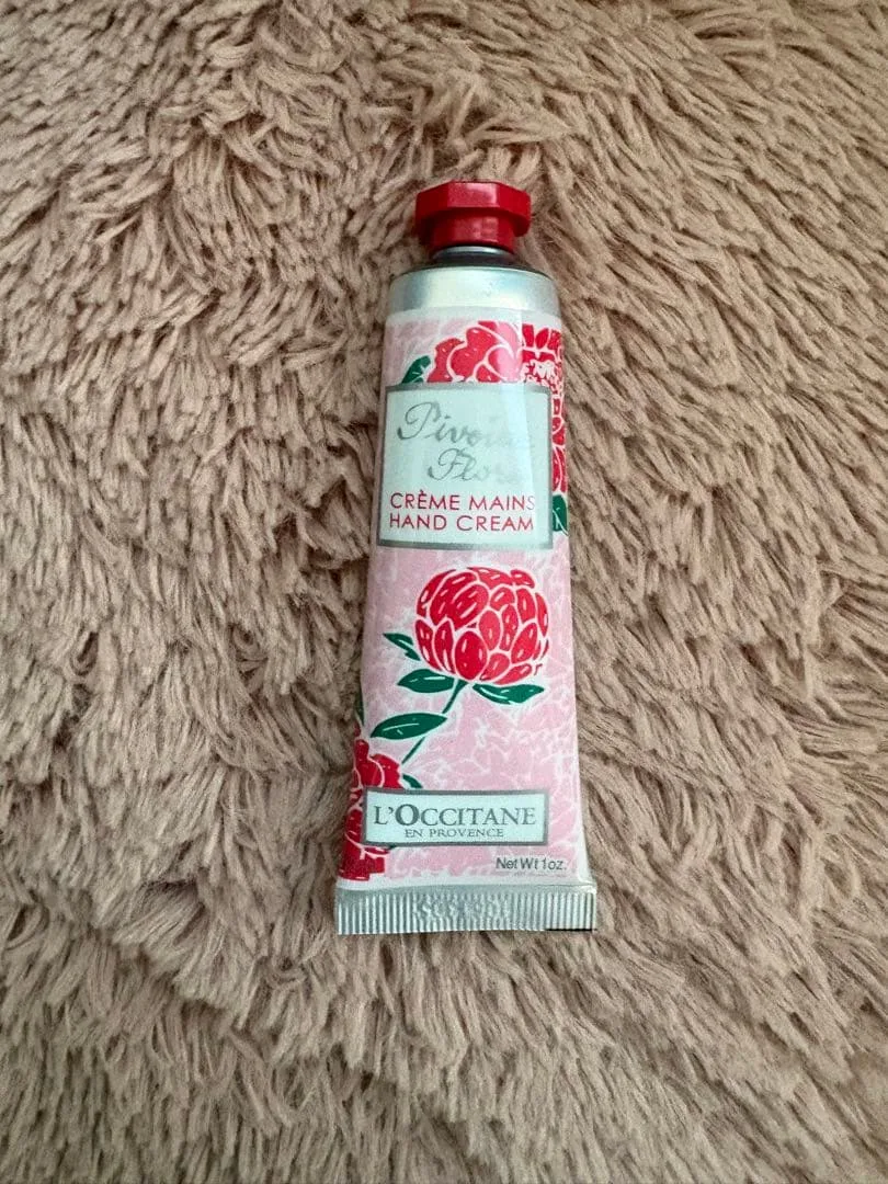 L'OCCITANE Pivoine Flora ハンドクリーム 30mL
