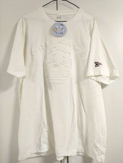 Chikawa Shimamura มีจำหน่ายเสื้อยืดผู้ชาย 3L