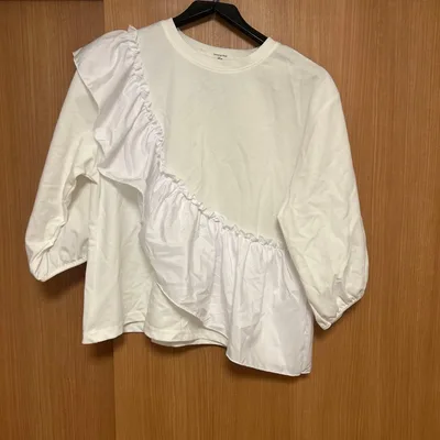 試着のみ⭐︎七分袖 フリルトップス
