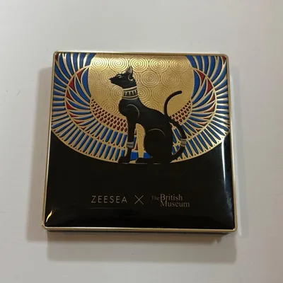 ZEESEA 大英博物館 アイシャドウパレット 16色 01