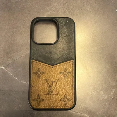 LOUIS VUITTON iPhone15Proケース