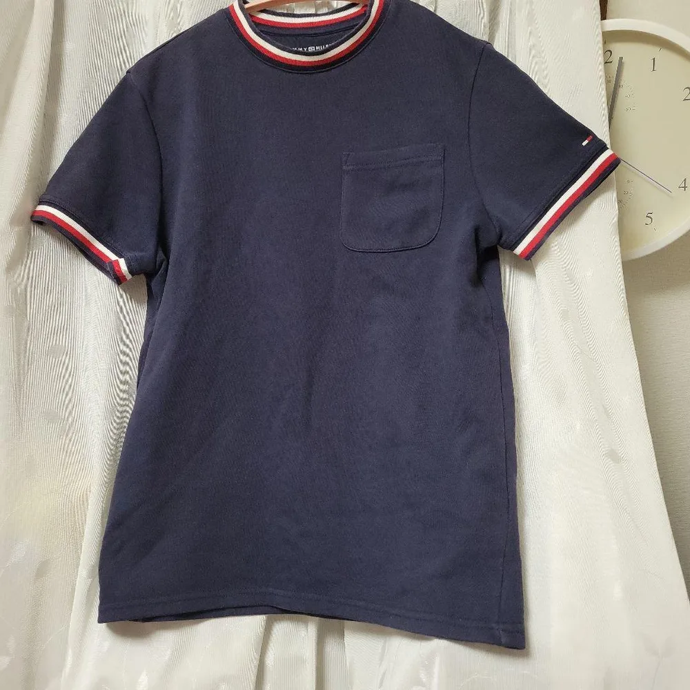 トミーヒルフィガーの厚手Tシャツ