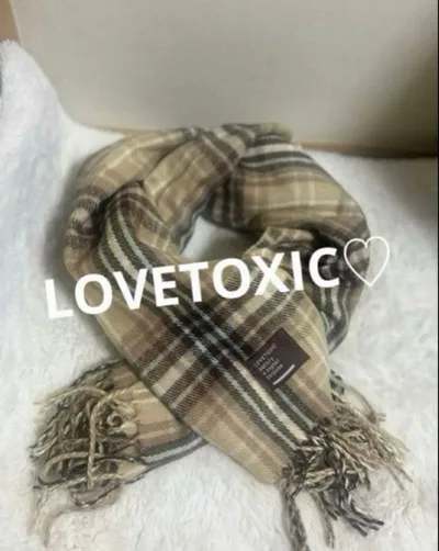 LOVETOXIC ラブトキ チェック マフラー ベージュブラウン